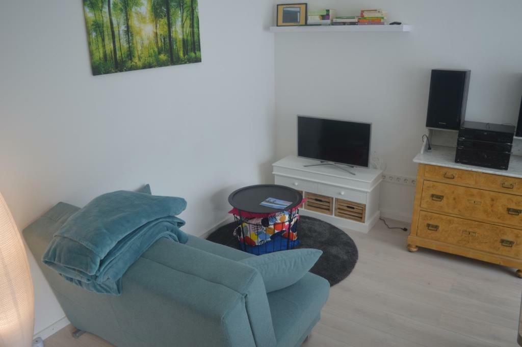 Ferienwohnung "Am Kurpark" In Бад Шусенрид Екстериор снимка